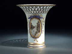  Nymphenburger Vase mit Münchner Ansichten
