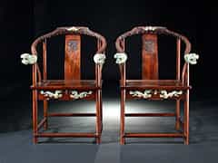  Paar Stühle aus Holz