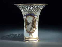  Nymphenburger Vase mit Münchner Ansichten