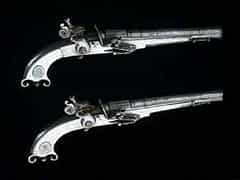 Paar schottische Ganz-Stahlpistolen mit Widderhorn-Knauf