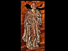 Schnitzfigur eines heiligen Apostels