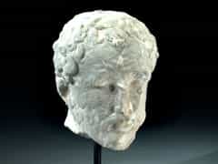 Marmor-Kopf einer Hercules-Figur