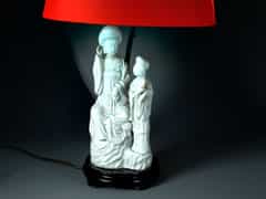 Lampe mit Figurengruppe