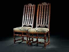 Paar rustikale Stühle im Holländischen Stil