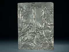 Silber-Relief mit Kreuzigungsdarstellung auf Golgatha