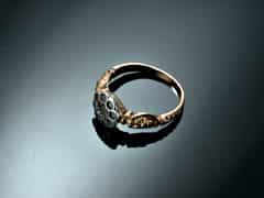 Goldener Ring mit Diamantrosen
