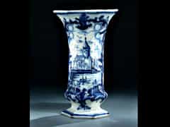 Delfter Fayence-Vase