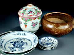 Konvolut asiatischer Keramik