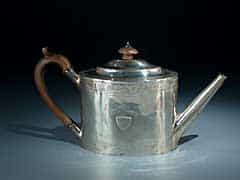Englische Silber-Teekanne