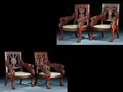 Satz von vier Empire-Modell-Sesseln