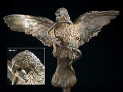 Bronzefigur eines Adlers