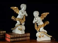 Paar geschnitzte und gefasste Tabernakel-Engel