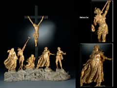 Geschnitzte Kreuz-Figurengruppe des 18. Jahrhunderts