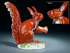 Meissener Porzellanfigur eines Eichhörnchens