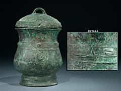 Bronze-Deckelgefäß vom Typ Chih