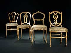 Vier Stühle