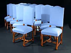 12 Stühle im Barock-Stil