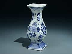 Miniatur-Vase