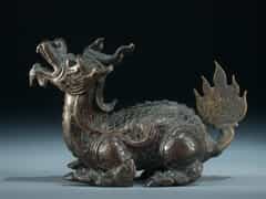 Kleine Bronzestatue eines fauchenden Drachen