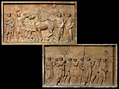 Zwei Terrakotta-Tafeln nach den Reliefs im Durchgang des Titusbogens in Rom