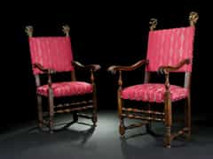 Paar Renaissance-Stühle