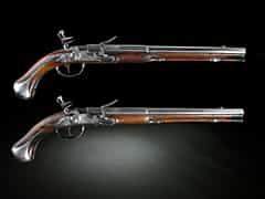 Paar Dresdner Steinschloßpistolen vom Büchsenmacher Johann Georg Ertel, 1689 - 1764 
