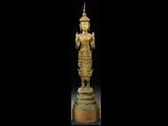 Große thailändische Tempelfigur