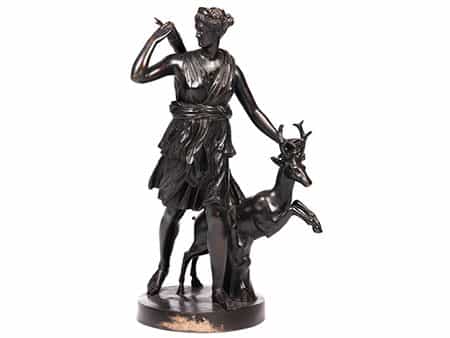 Große Bronzeskulptur der Diana