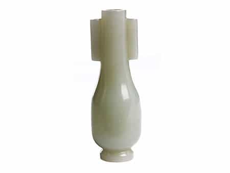 Kleine Arrow Vase aus Jade
