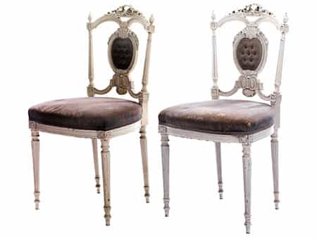 Paar Stühle im klassizistischen Stil