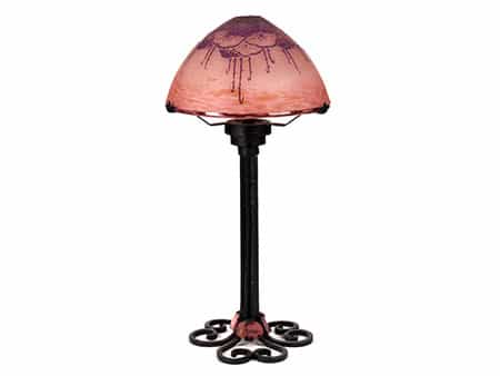 Elegante, roséfarbene Tischlampe von Charder