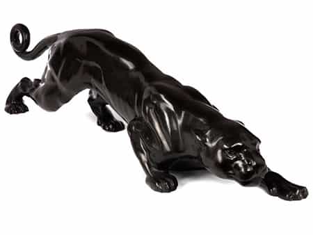 Elegante Art déco-Skulptur eines lauernden Panthers