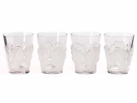 Satz von vier Lalique-Gläsern mit Eichenlaubdekor
