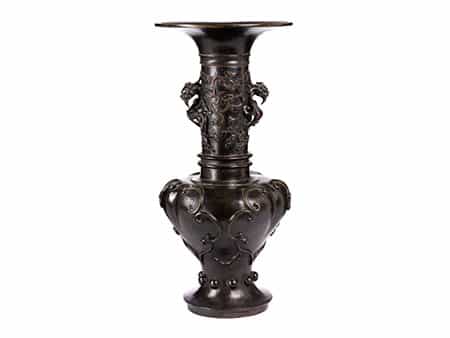  Bronze-Vase