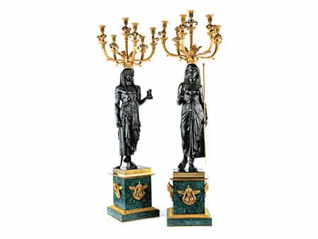 † Paar figürliche Bronzekandelaber im Empire-Stil