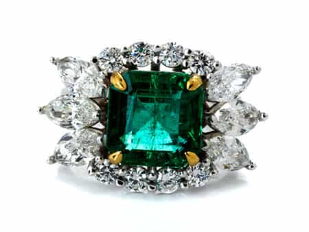  Smaragd-Diamantring