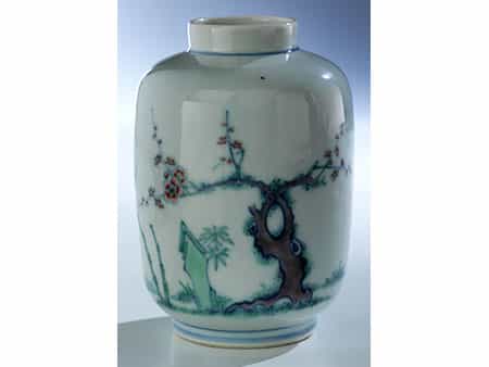 Feine und sehr seltene Doucai-Vase