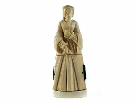 Kleine Elfenbeinfigur einer Dame mit Gebetsbuch und Brustkreuz