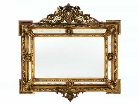 Großer Spiegel im Barock-Stil