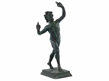 Bronzefigur eines tanzenden Fauns