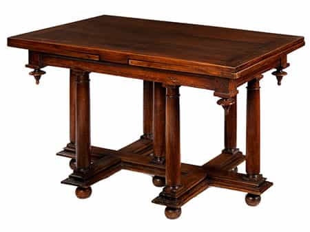 Ausziehbarer Renaissance-Tisch