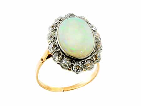 Opal-Diamantring