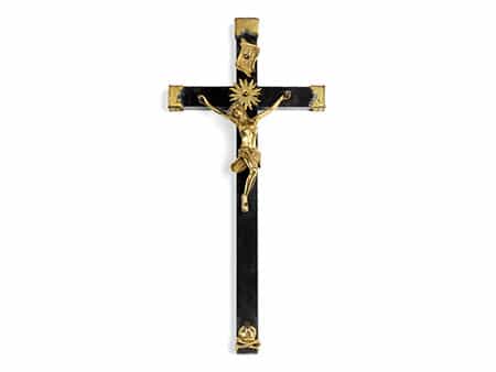 Ebonisiertes Handkreuz mit vergoldetem Corpus Christi