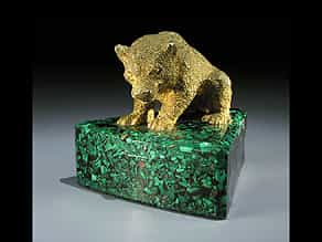 Bronzefigur eines Bären