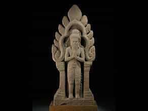 Sandstein-Stele Shiva als Guru