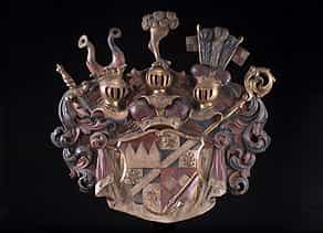 Holzgeschnitztes und farbig gefasstes Wappen mit kurfürstlicher Krone