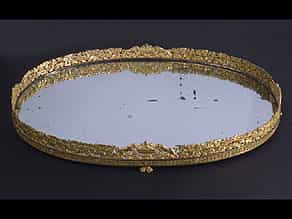 Großes höfisches Tafelaufsatztablett in feuervergoldeter Bronze der Zeit Napoleons