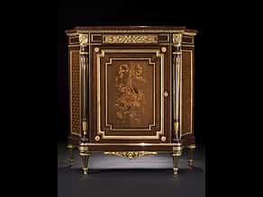 Qualitätvolle, reich dekorierte Salonkommode, Stil Napoleon III.