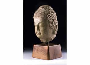 Kopf eines Buddha