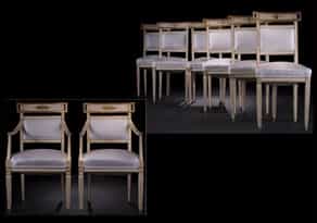 Satz von acht klassizistischen Stühlen